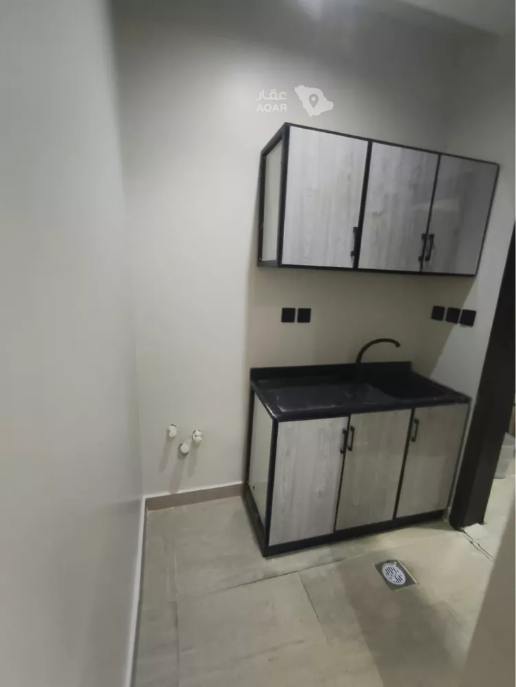 استوديو للإيجار في شارع ظبية بنت البراء, حي المصيف, مدينة الرياض, منطقة الرياض 5