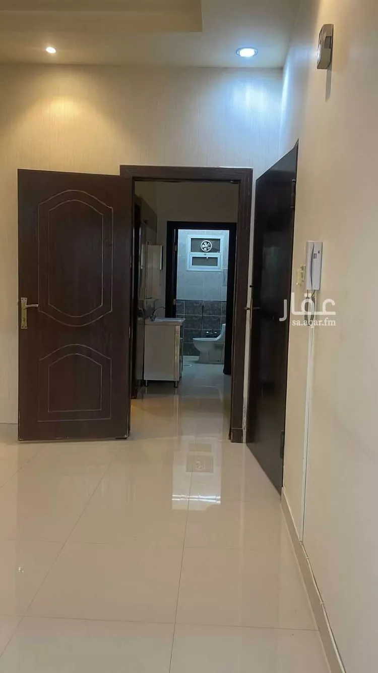 شقة للإيجار في شارع حسن حسني عبدالوهاب ، حي الرمال ، الرياض ، منطقة الرياض 1 صورة