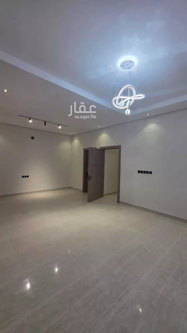 فيلا للبيع في شارع شبيب القفصي, حي النظيم, مدينة الرياض, منطقة الرياض صورة 2