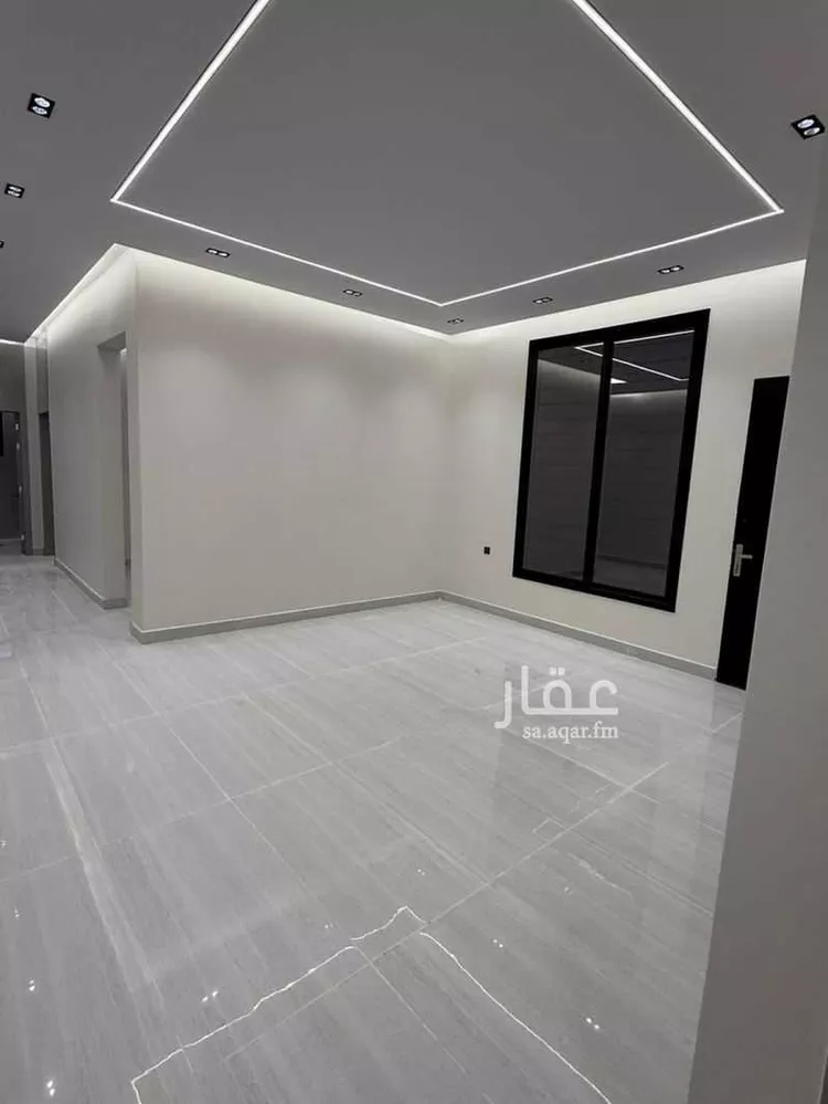 Floor for Sale in Riyadh Al Bariah
