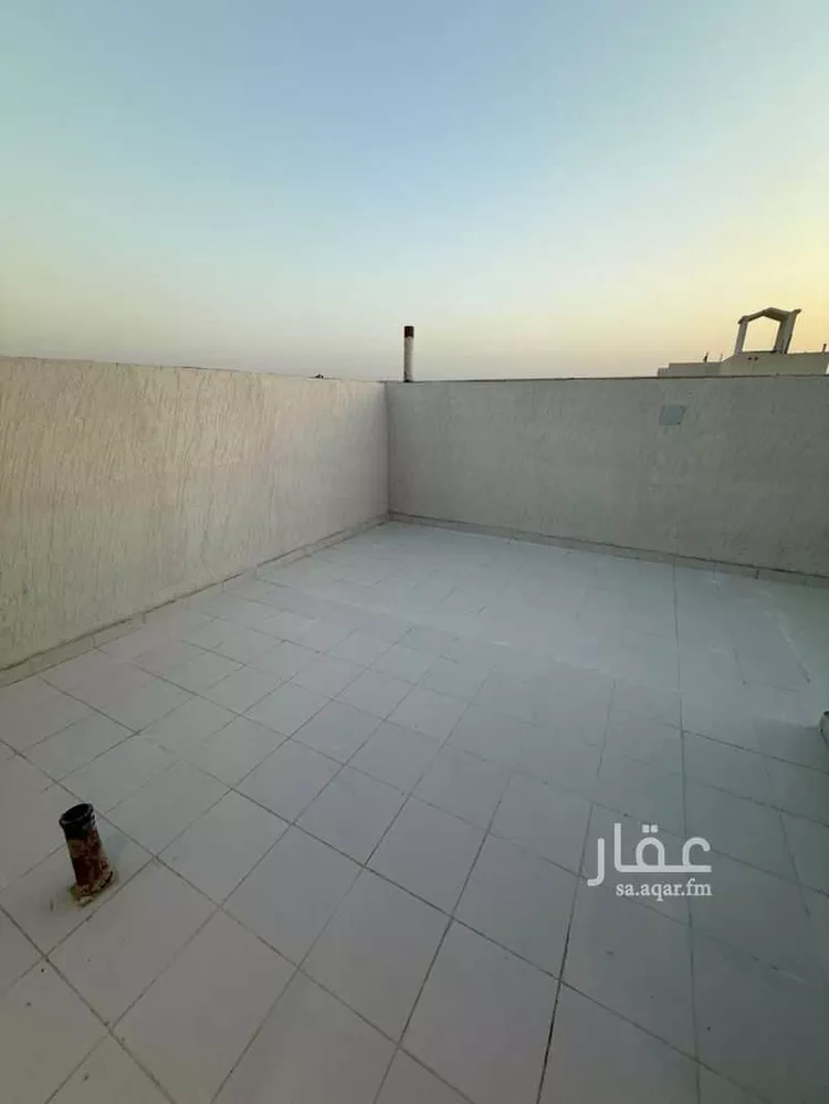 دور للبيع في شارع ابن طوق الكاتب, حي البرية, مدينة الرياض, منطقة الرياض 8