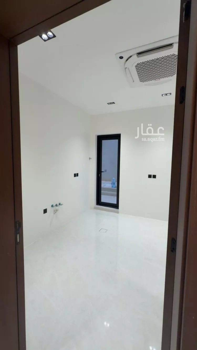 دور للبيع في شارع أحمد بن محمد القطان, حي العارض, مدينة الرياض, منطقة الرياض 7