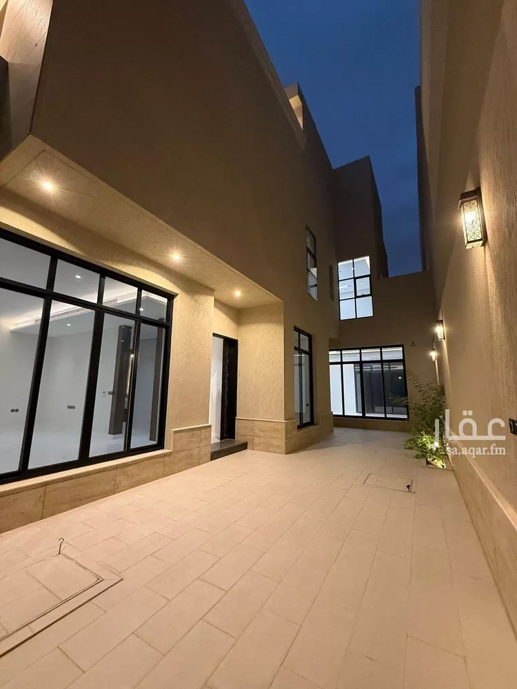 فيلا للبيع في شارع 405 المهدية, حي المهدية, مدينة الرياض, منطقة الرياض صورة 2