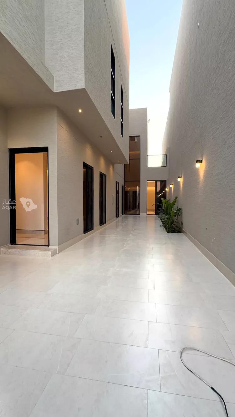 فيلا للبيع في شارع فؤاد سزكين, حي المهدية, مدينة الرياض, منطقة الرياض 6