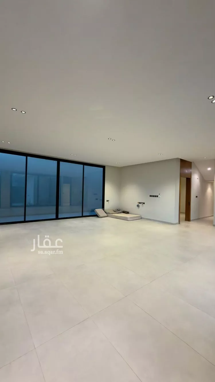 فيلا للبيع في شارع 405 المهدية, حي المهدية, مدينة الرياض, منطقة الرياض 7