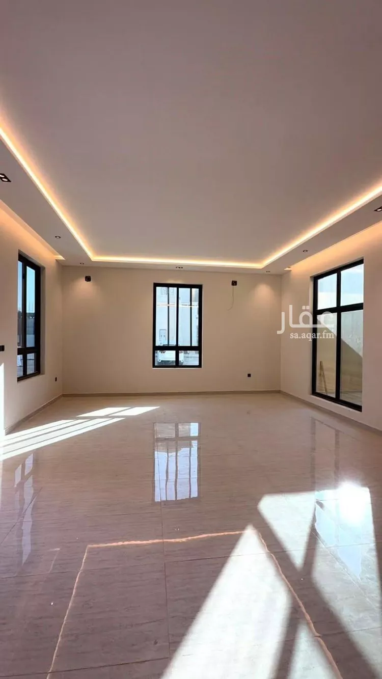 فيلا للبيع في شارع 405 المهدية, حي المهدية, مدينة الرياض, منطقة الرياض صورة 5