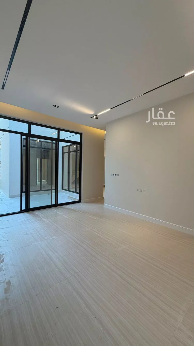 فيلا للبيع في شارع 405 المهدية, حي المهدية, مدينة الرياض, منطقة الرياض صورة 2