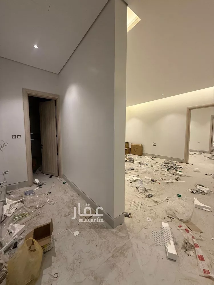 فيلا للبيع في شارع 405 المهدية, حي المهدية, مدينة الرياض, منطقة الرياض 8