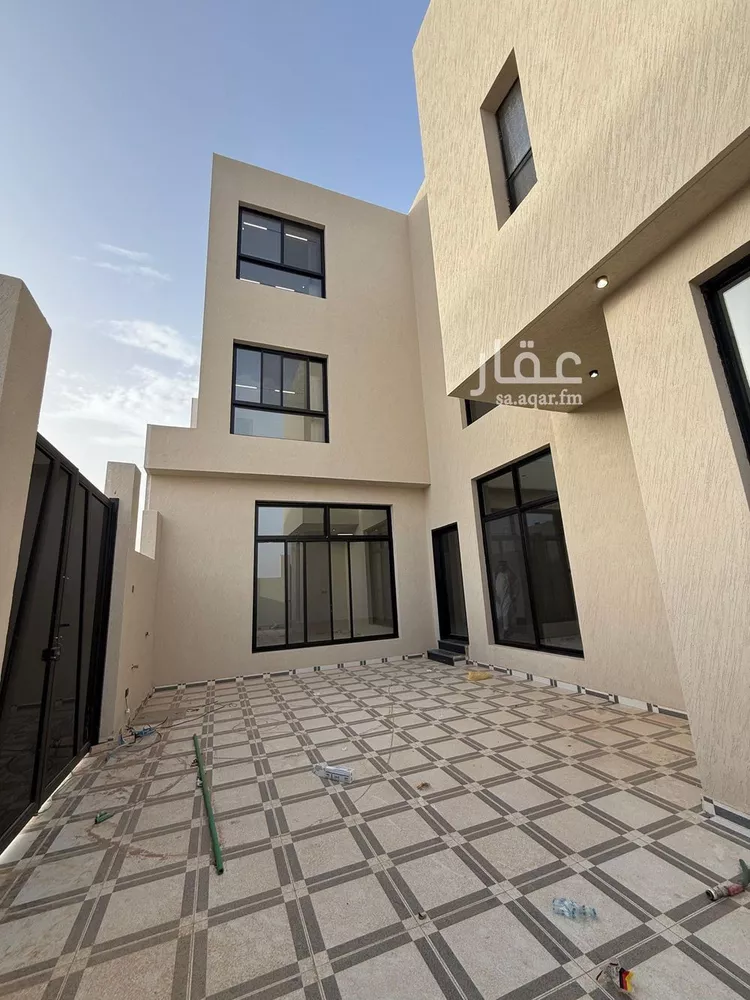 فيلا للبيع في شارع 405 المهدية, حي المهدية, مدينة الرياض, منطقة الرياض 7