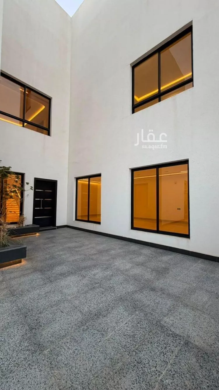 فيلا للبيع في شارع 405 المهدية, حي المهدية, مدينة الرياض, منطقة الرياض 7