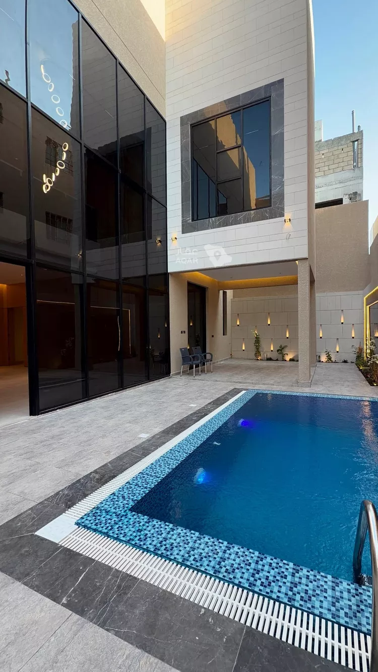 Villa for Sale in Riyadh Al Mahdiyah صورة 2