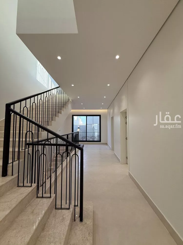 فيلا للبيع في شارع 405 المهدية, حي المهدية, مدينة الرياض, منطقة الرياض صورة 4