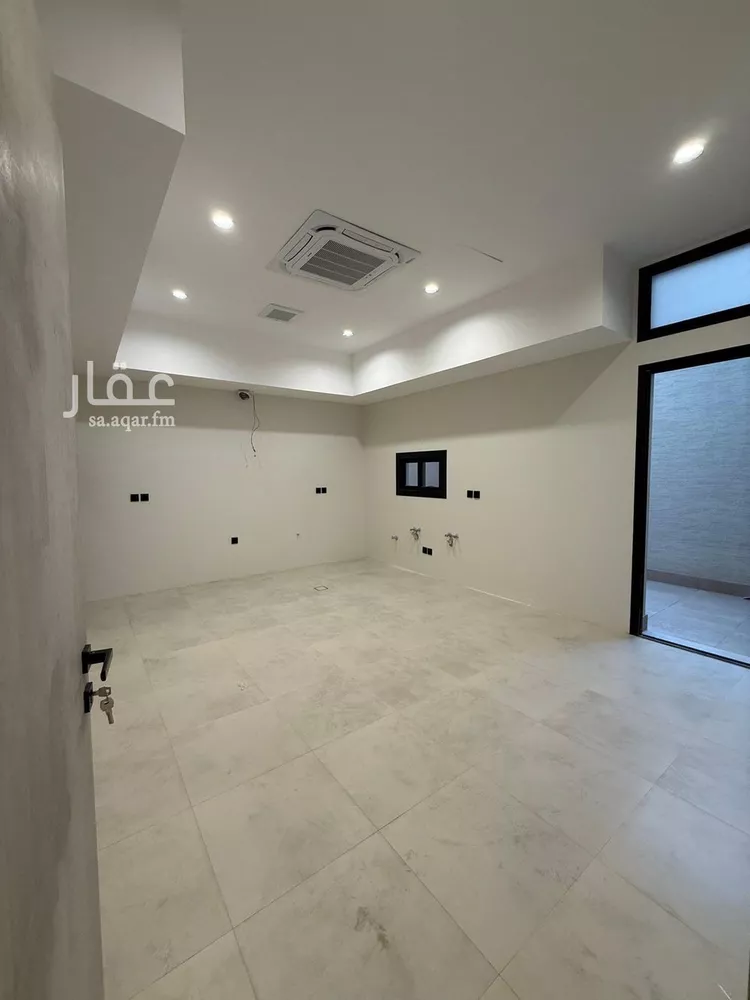 فيلا للبيع في شارع 405 المهدية, حي المهدية, مدينة الرياض, منطقة الرياض صورة 5