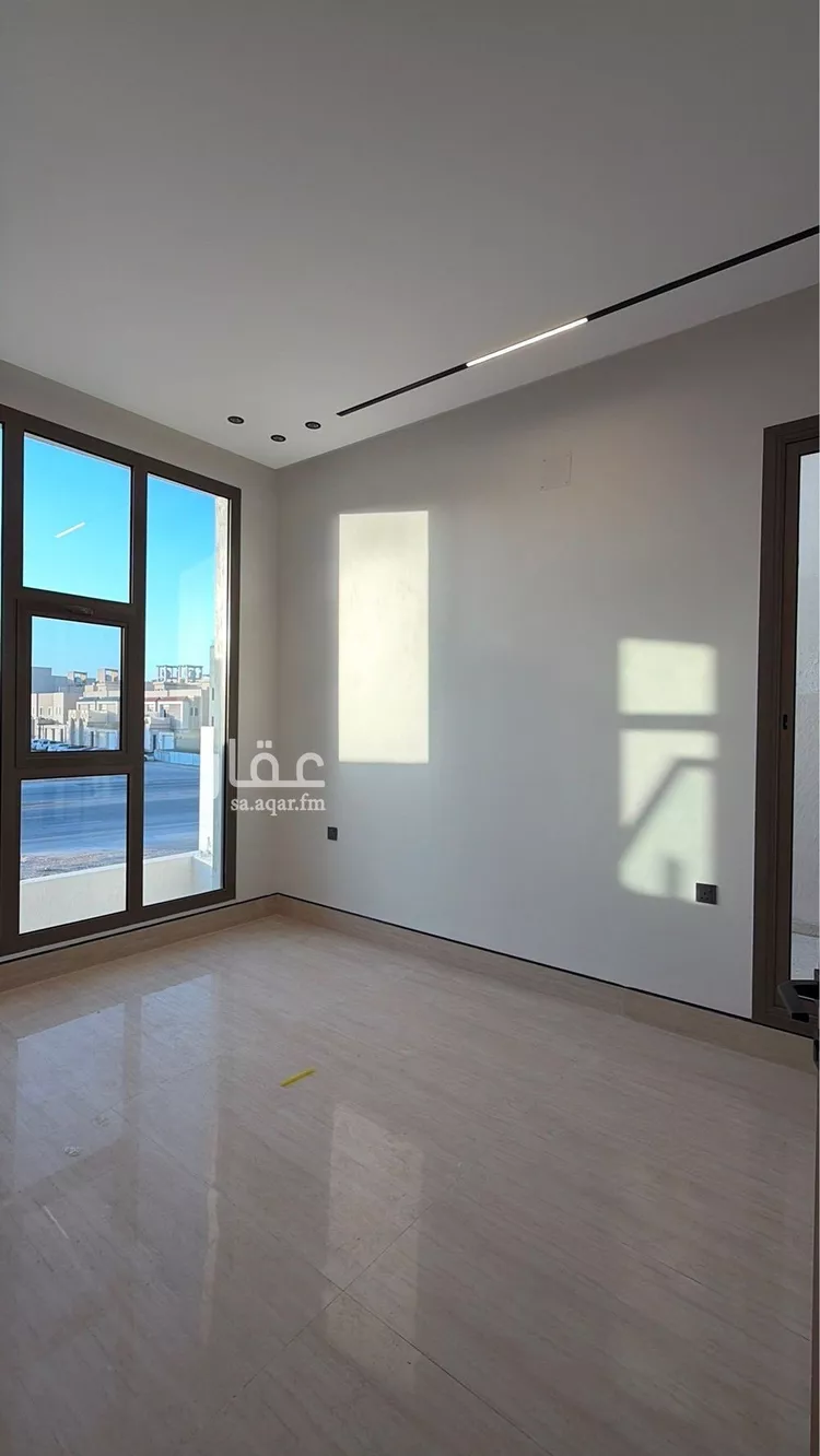 Villa for Sale in Riyadh Al Mahdiyah صورة 2