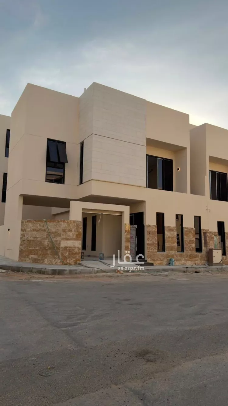 Villa for Sale in Riyadh Al Mahdiyah