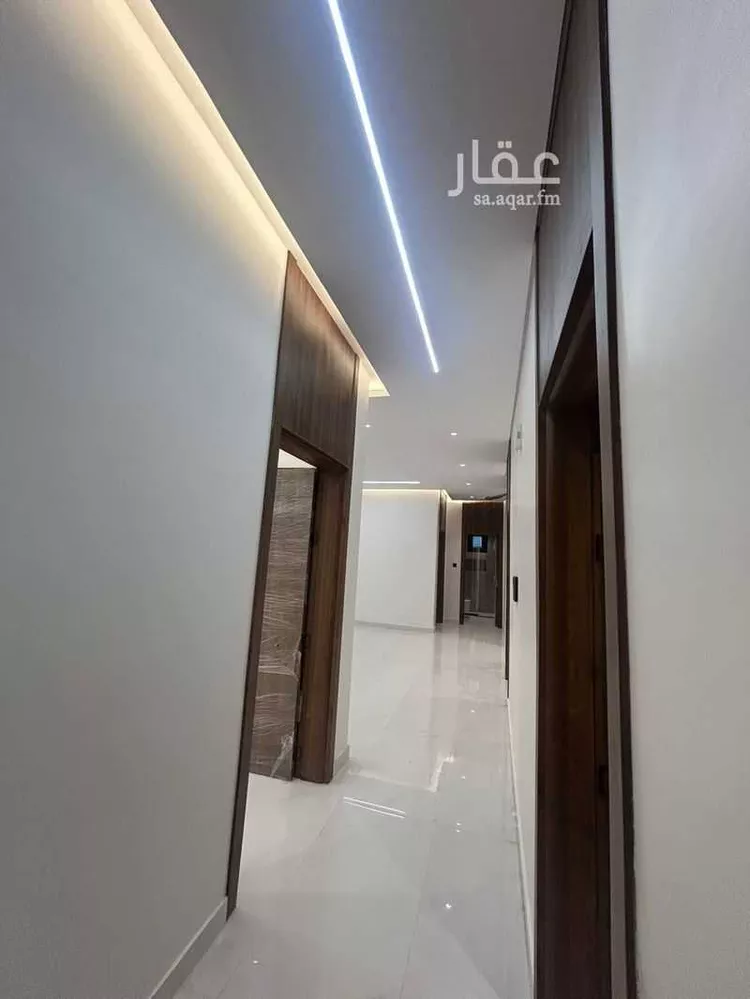 عمارة للبيع في شارع عبدالله بن سليمان النجدي, حي عين الخيف, مدينة المدينة المنورة, منطقة المدينة المنورة 1 صورة