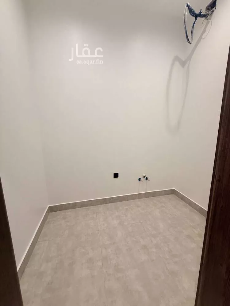 شقة للإيجار في شارع الشيخ عبدالرحمن بن إسحاق بن عبدالرحمن, حي المنار, مدينة الرياض, منطقة الرياض 14