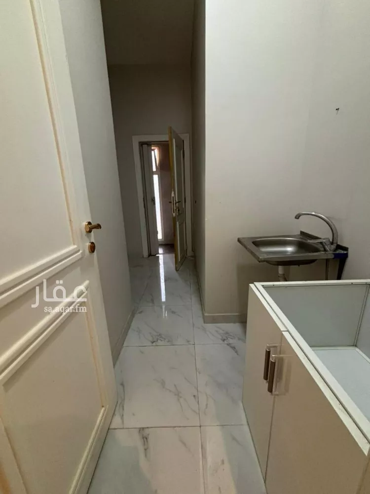 دور للإيجار في شارع الشرائع, حي الفلاح, مدينة الرياض, منطقة الرياض صورة 3