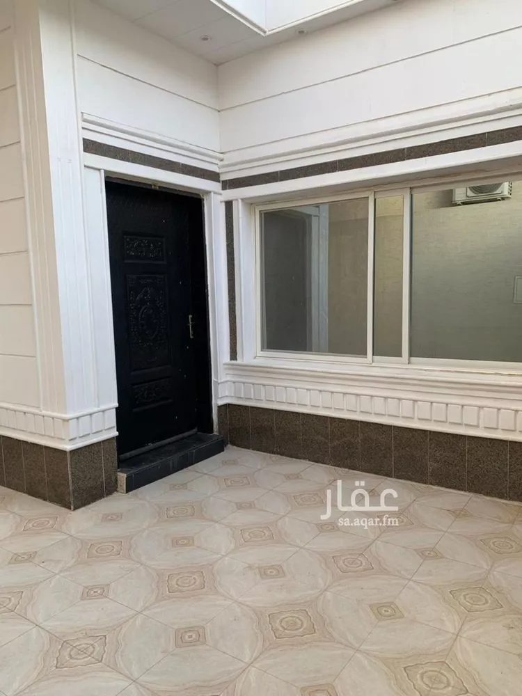 فيلا للبيع في شارع جبل المشايخ, حي القادسية, مدينة الرياض, منطقة الرياض صورة 3