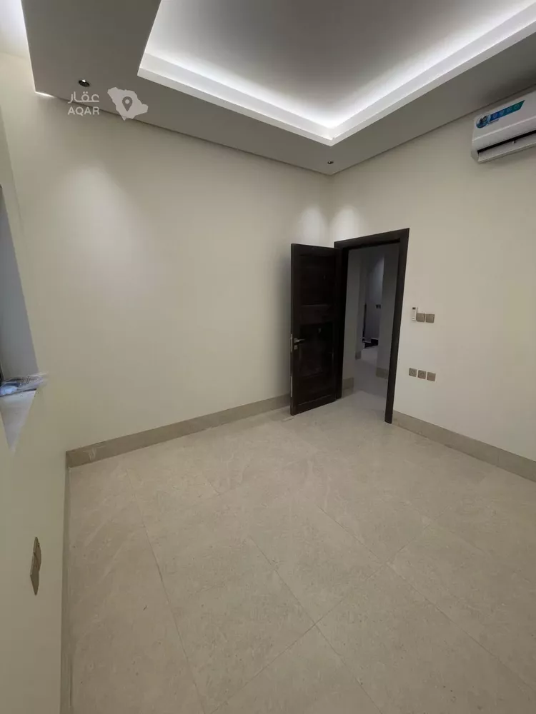 فيلا للإيجار في شارع عبدالله بن العاص, حي العارض, مدينة الرياض, منطقة الرياض 3