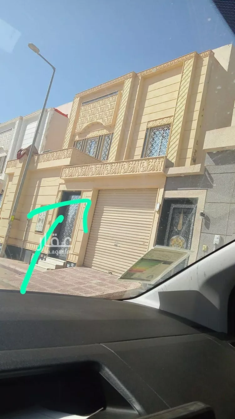 فيلا للإيجار في شارع حسن حسني عبدالوهاب, حي الرمال, مدينة الرياض, منطقة الرياض