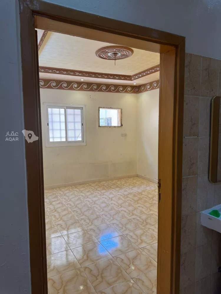 شقة للإيجار في شارع المنقلة, حي اليرموك, مدينة الرياض, منطقة الرياض 5
