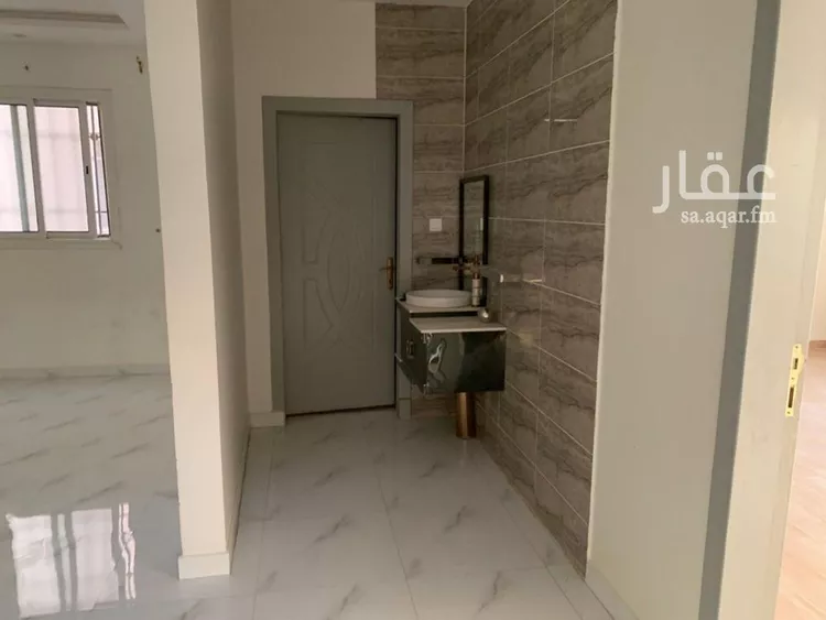 فيلا للبيع في شارع جبل المشايخ, حي القادسية, مدينة الرياض, منطقة الرياض 7