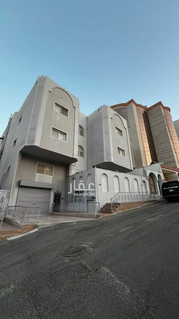 عمارة للبيع في شارع عبد الملك بن عبد الملك بن درباس, حي النزهة, مدينة مكة المكرمة, منطقة مكة المكرمة