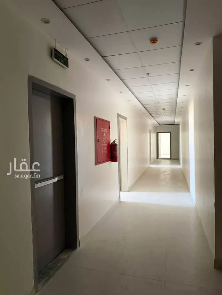 عمارة للإيجار في شارع النوبعة, حي المصانع, مدينة الرياض, منطقة الرياض صورة 3