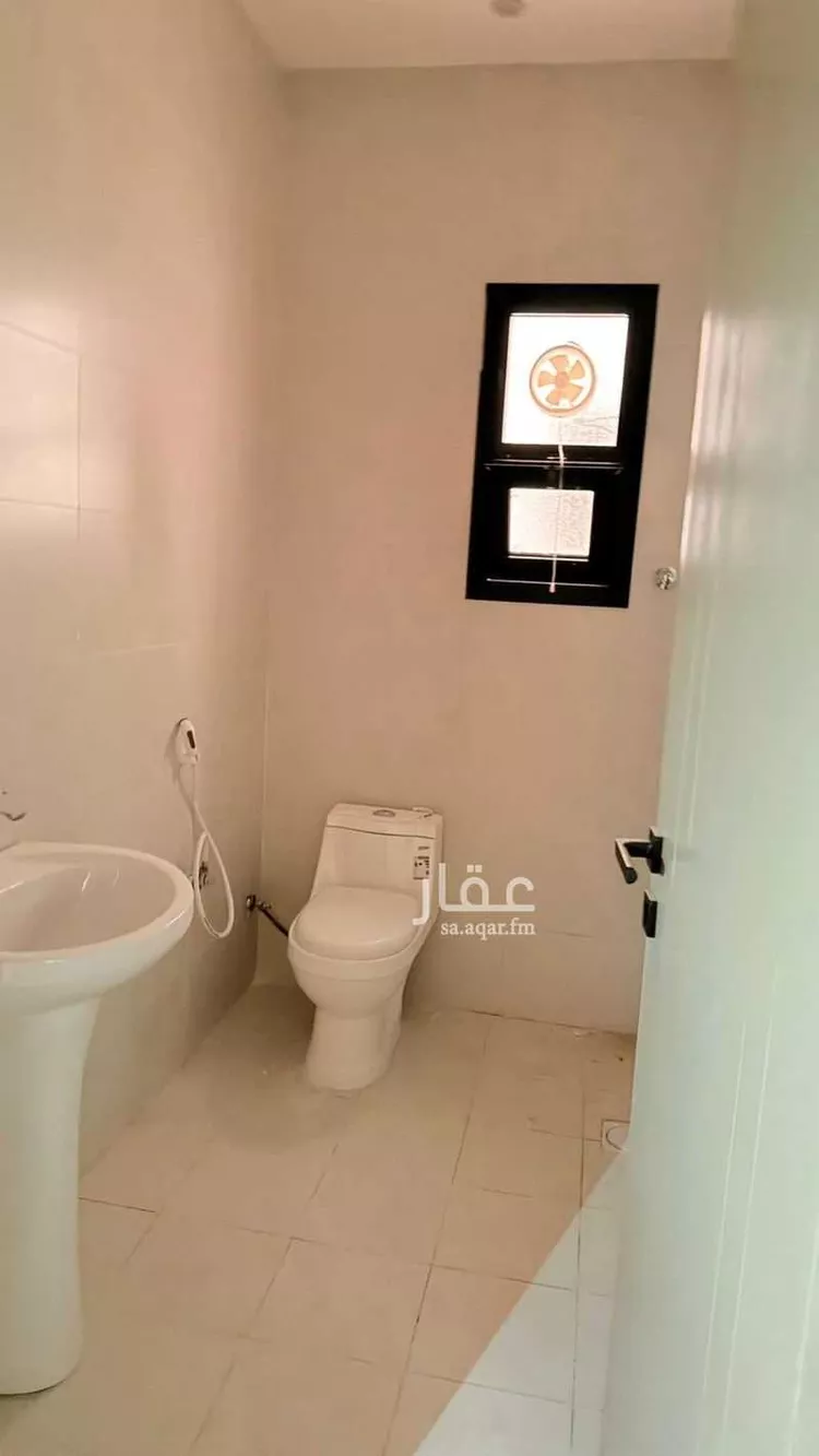 عمارة للإيجار في شارع النوبعة, حي المصانع, مدينة الرياض, منطقة الرياض صورة 2