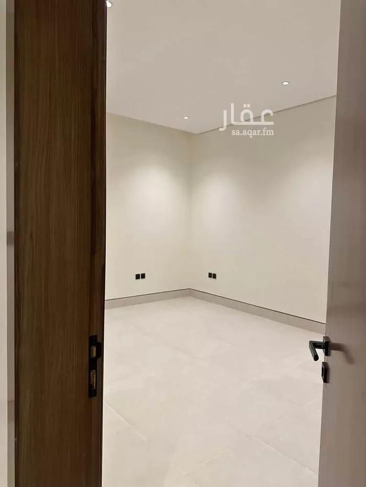 Floor for Sale in Riyadh Sultanah 7