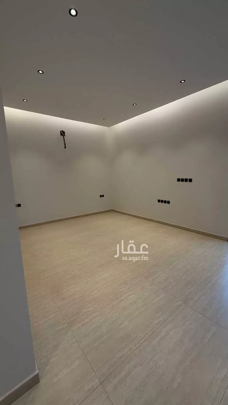فيلا للبيع في شارع ابن مشعل, حي الإزدهار, مدينة الرياض, منطقة الرياض صورة 3