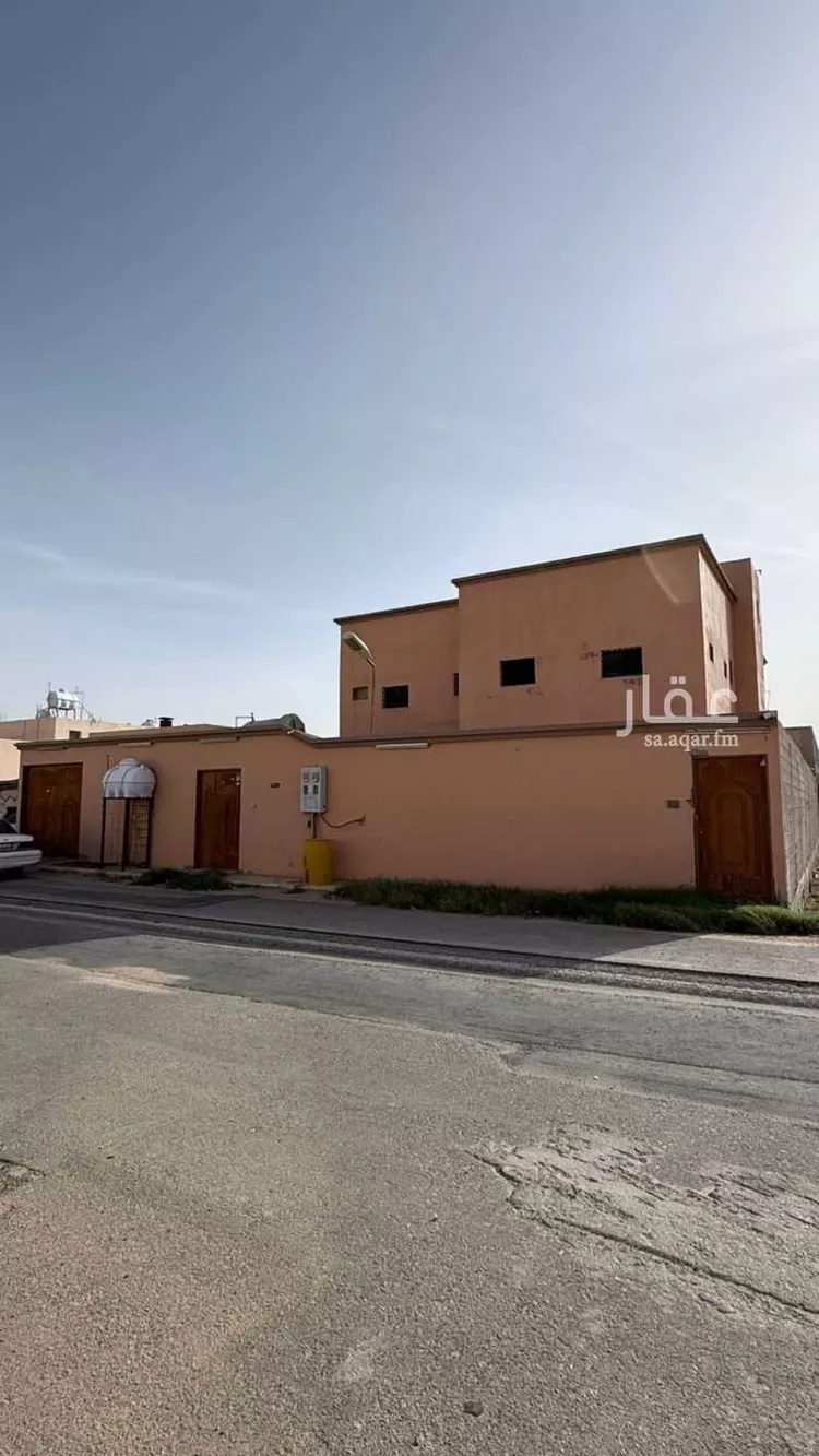 فيلا للبيع في شارع الوهابيه ومزارعها 352, حي الخالديه, مدينة الدوادمي - الخالديه, منطقة الرياض