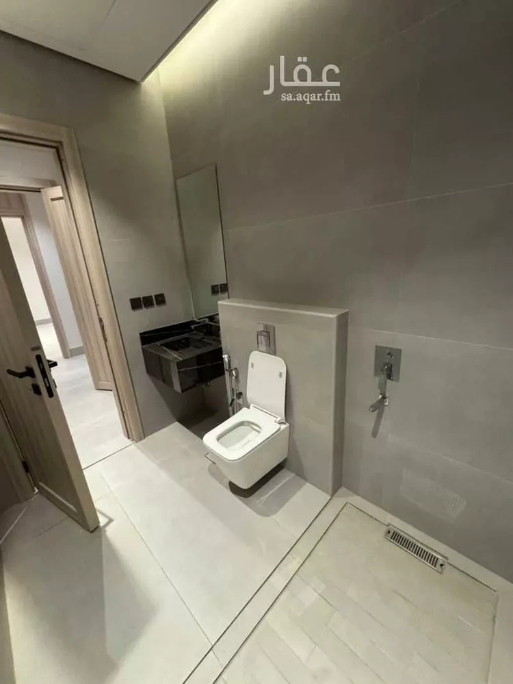 Building for Sale in Riyadh Al Mahdiyah صورة 4