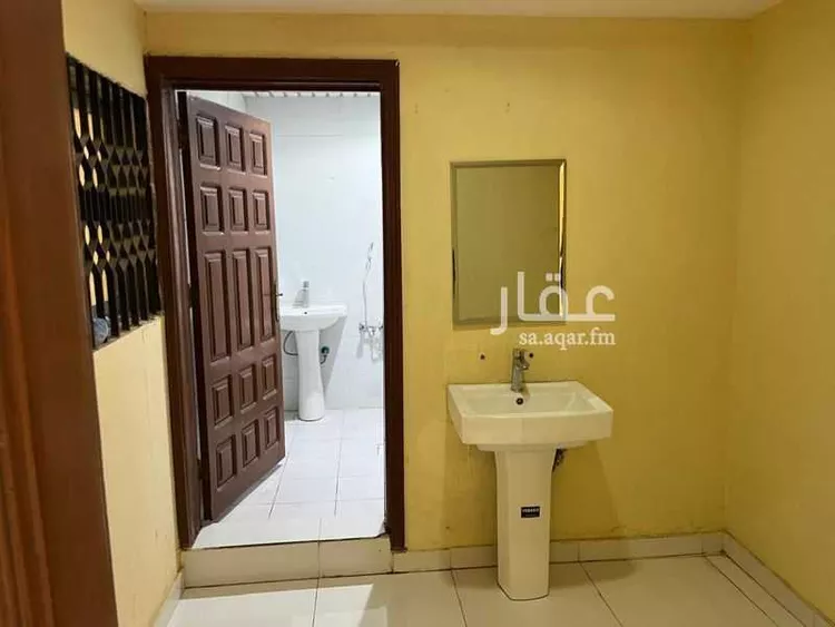 شقة للإيجار في شارع معاوية بن ابي سفيان ، حي ظهرة البديعة ، الرياض ، منطقة الرياض