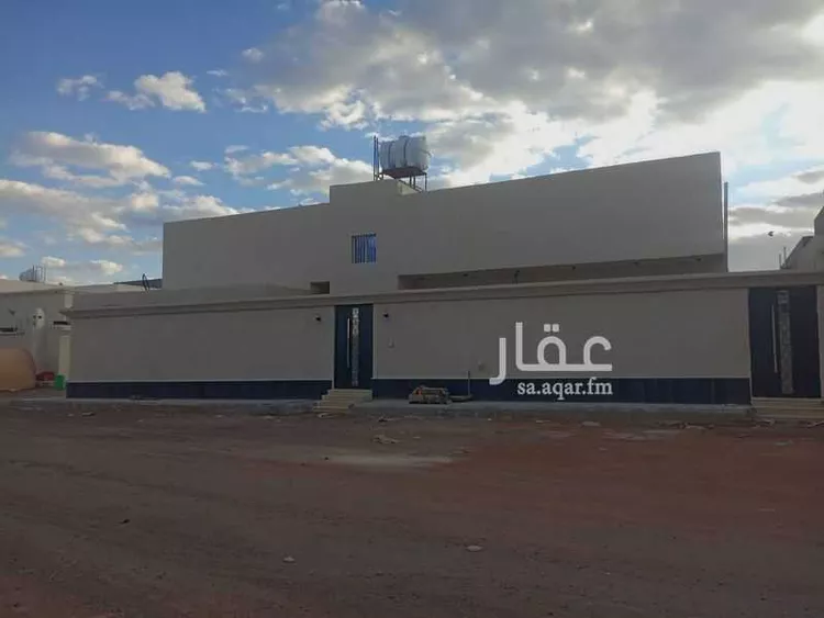 عمارة للبيع في شارع عبدالله بن الصديق, حي الصهوة, مدينة المدينة المنورة, منطقة المدينة المنورة صورة 3
