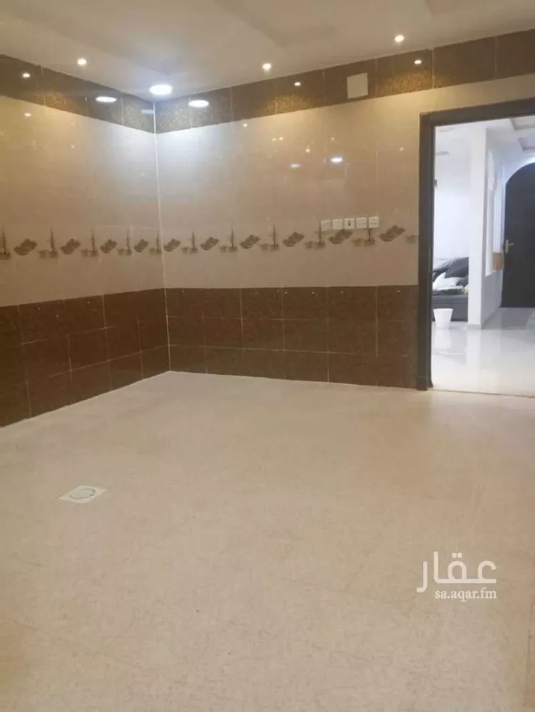فيلا للبيع في شارع سفيان بن الحكم ، حي العوالي ، الرياض ، منطقة الرياض صورة 2