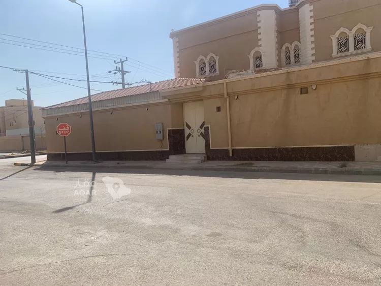 Villa for Sale in Thadiq Al Janadriyah 20