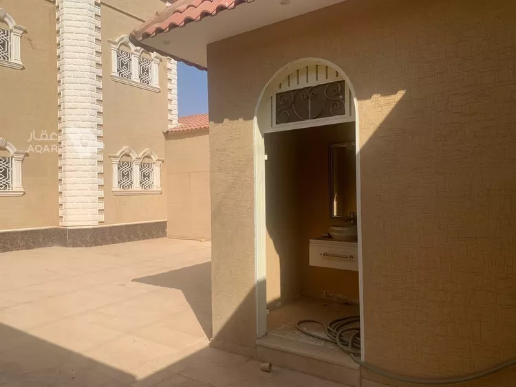 فيلا للبيع في شارع الملك فهد ابن عبدالعزيز سعود, حي السد, مدينة حريملاء, منطقة الرياض صورة 4