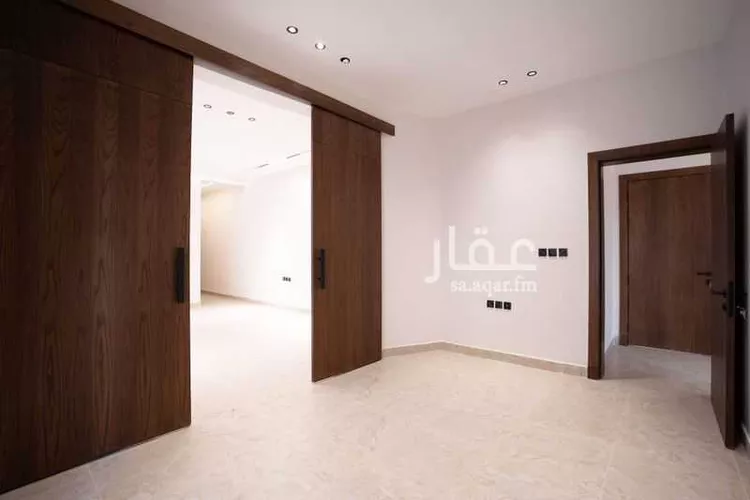 شقة للبيع في شارع ابو عبيدة عامر بن الجراح, حي الشعلة, مدينة الدمام, المنطقة الشرقية 6