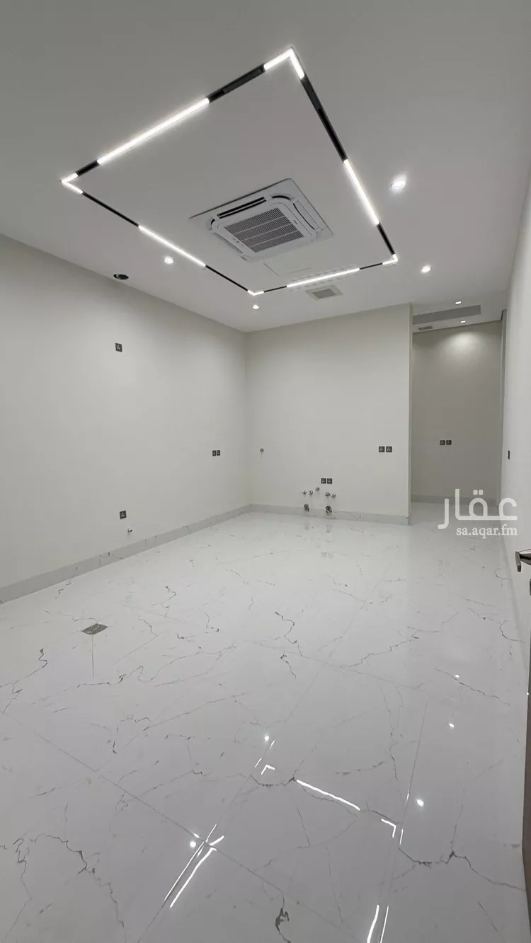Villa for Sale in Riyadh Al Mahdiyah 9