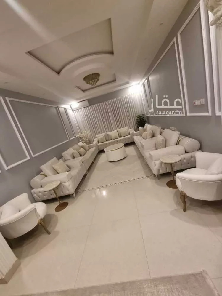 فيلا للبيع في شارع محمد بن سعد بن حسين, حي العارض, مدينة الرياض, منطقة الرياض صورة 4