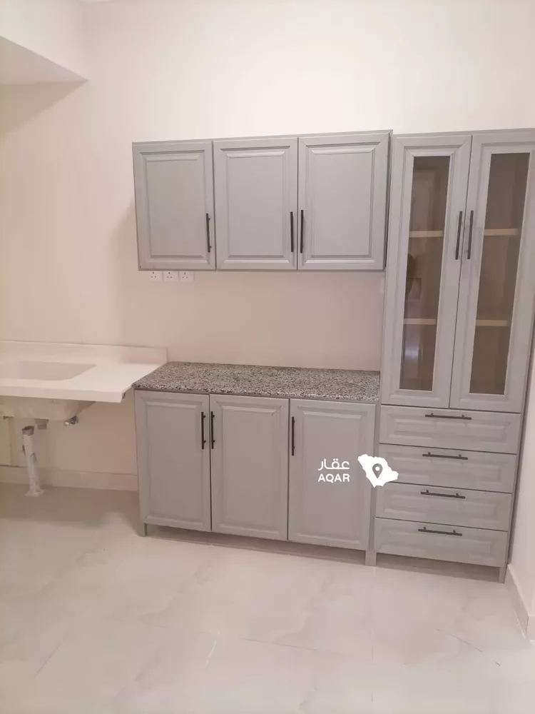 شقة للإيجار في شارع أم حبيبة بنت أبي سفيان , حي العريجاء الغربي, مدينة الرياض, منطقة الرياض 15