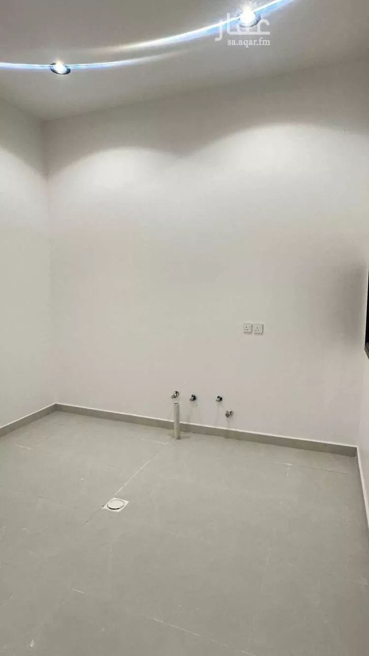 دور للبيع في شارع الكتاب, حي السعادة, مدينة الرياض, منطقة الرياض 13