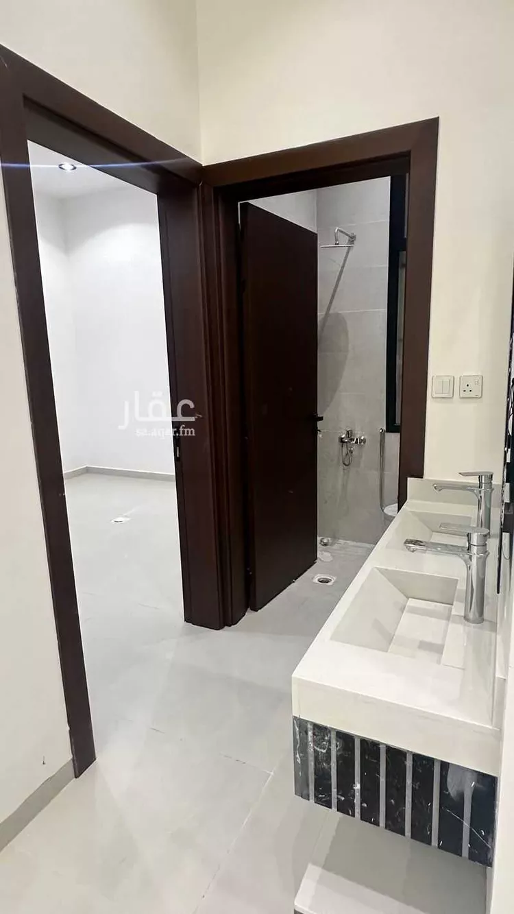 دور للبيع في شارع الكتاب, حي السعادة, مدينة الرياض, منطقة الرياض 12