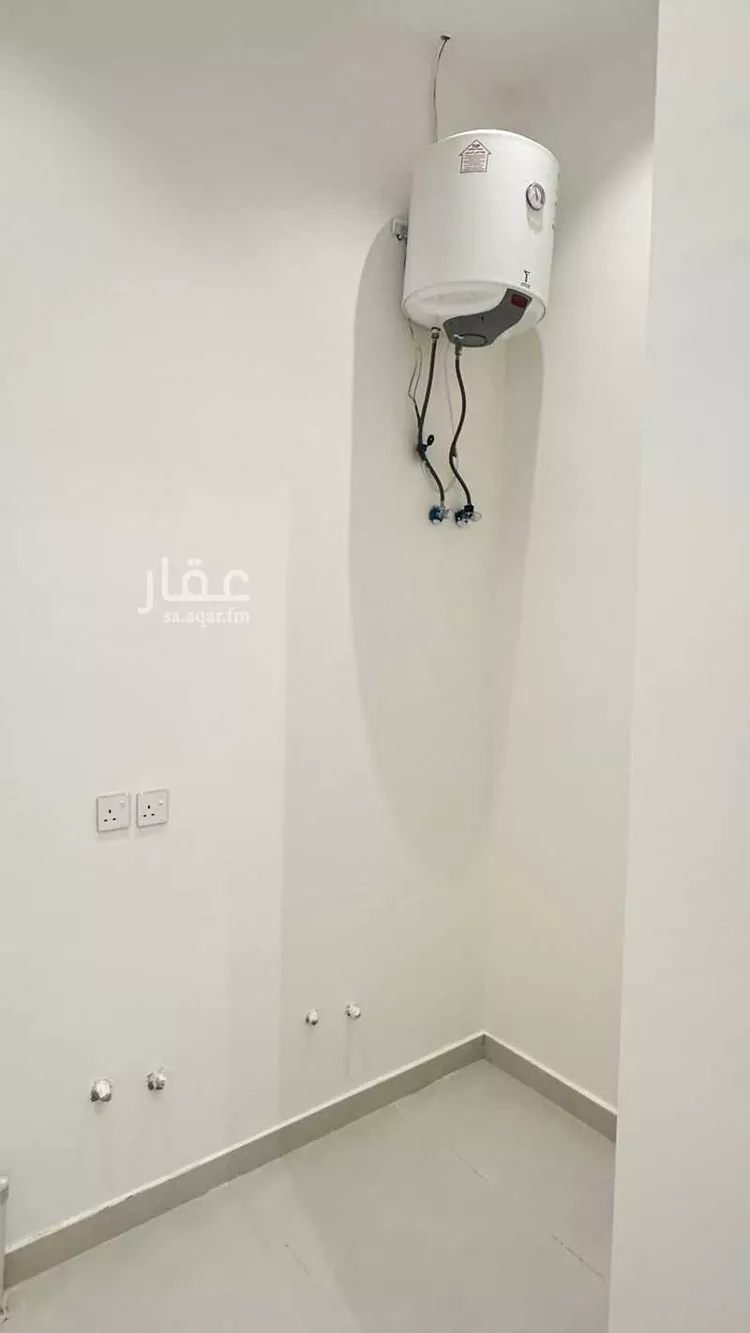 دور للبيع في شارع الكتاب, حي السعادة, مدينة الرياض, منطقة الرياض 14