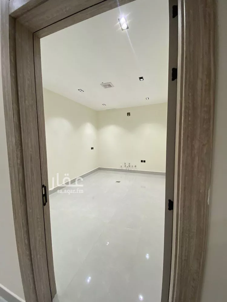 Floor for Sale in Riyadh Al Maizilah صورة 4