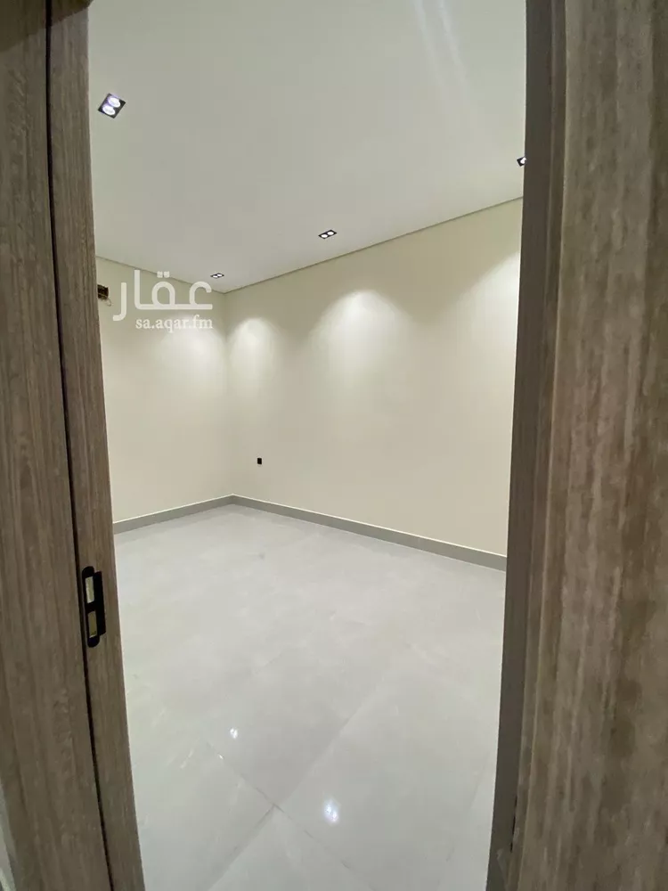Floor for Sale in Riyadh Al Maizilah صورة 2