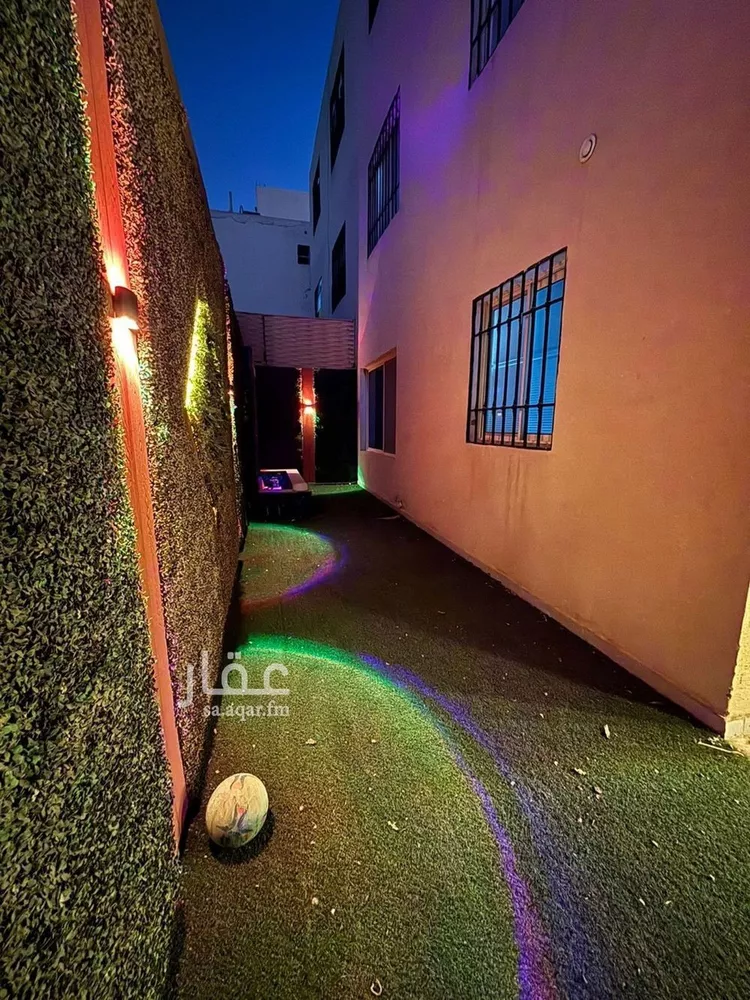 فيلا للإيجار في شارع عمر بن علي الجعدي, حي طويق, مدينة الرياض, منطقة الرياض 11