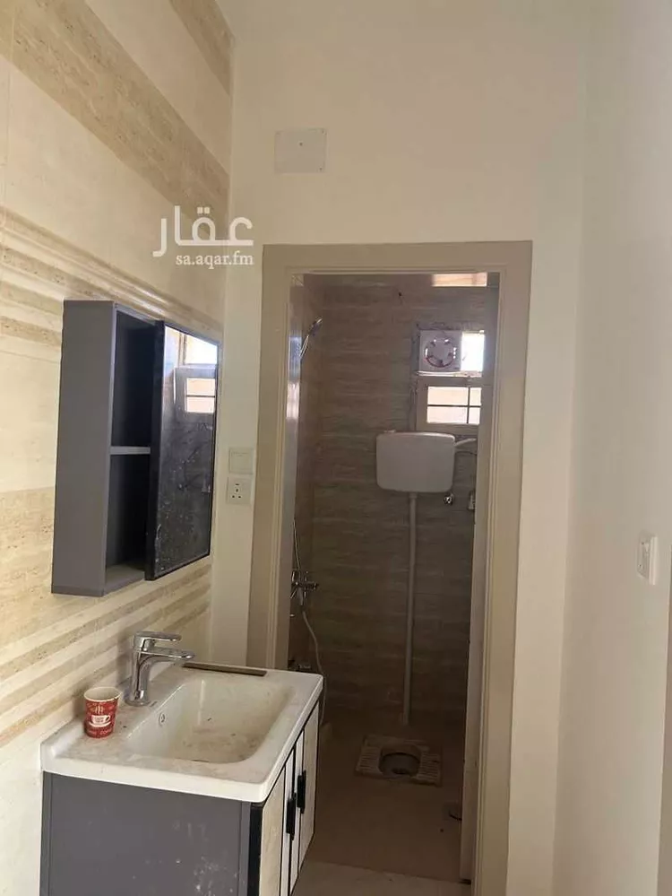 شقة للإيجار في شارع محمد بن خميس ، حي المصيف الاول ، تبوك ، منطقة تبوك صورة 4